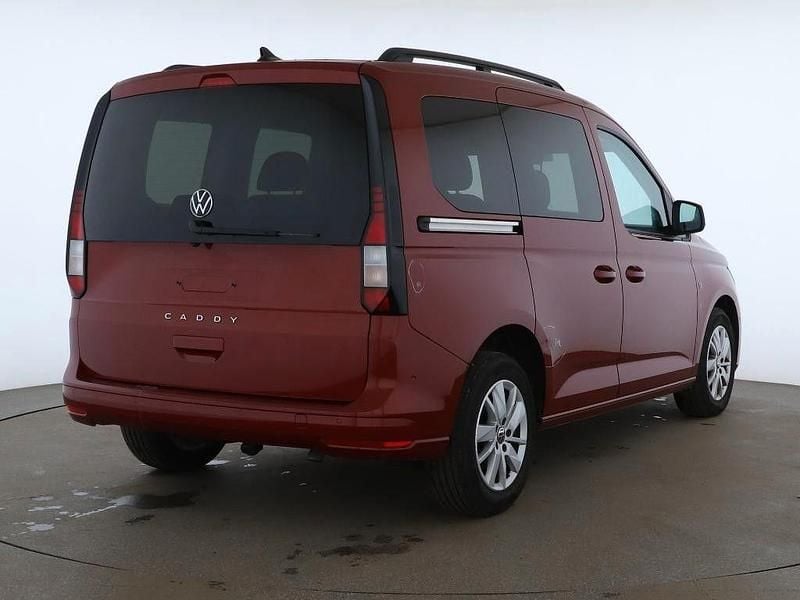 Gebraucht VW Caddy Life 102 PS (75 kW) 2025 Rotkeine angabe Van / Kleinbus