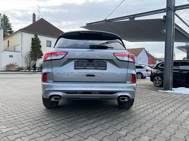 Gebraucht Ford Kuga ST-Line X 150 PS (110 kW) 2021 Solar silber metallic SUV