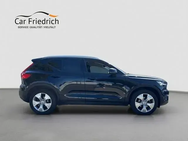 Gebraucht Volvo XC40 Momentum 150 PS (110 kW) 2019 Schwarz SUV
