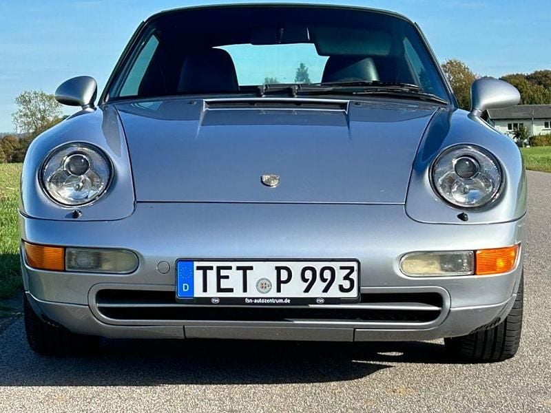 Silber Gebraucht 1995 Porsche 993 Cabrio | 49.777 € - Bild 1/4