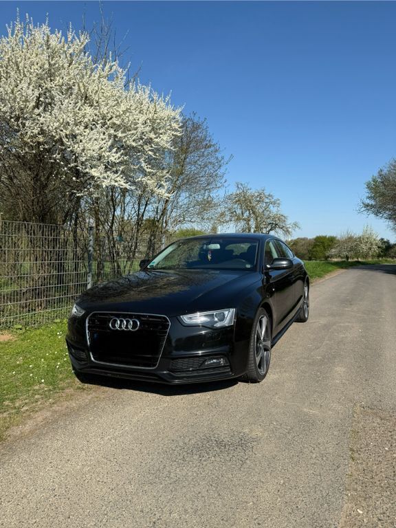 Schwarz Gebraucht 2016 Audi A5 Sportback S-Line Limousine | 16.200 € (Superpreis) - Bild 1/4