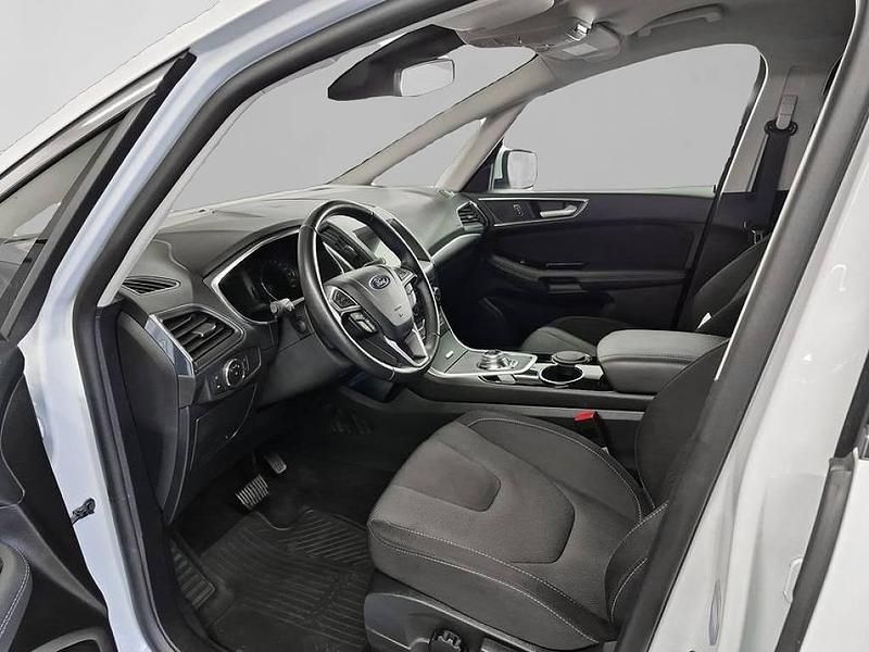 Gebraucht Ford S-MAX Titanium 150 PS (110 kW) 2022 Weiß Van / Kleinbus