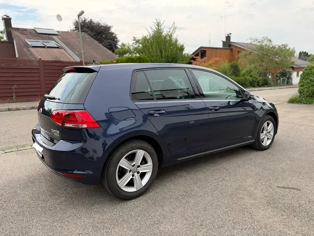 Gebraucht VW Golf VII Comfortline 150 PS (110 kW) 2013 Blau Limousine
