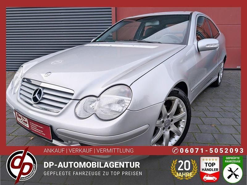 Silber Gebraucht 2002 Mercedes C180 Sport Edition Coupé | 7.490 € - Bild 1/4