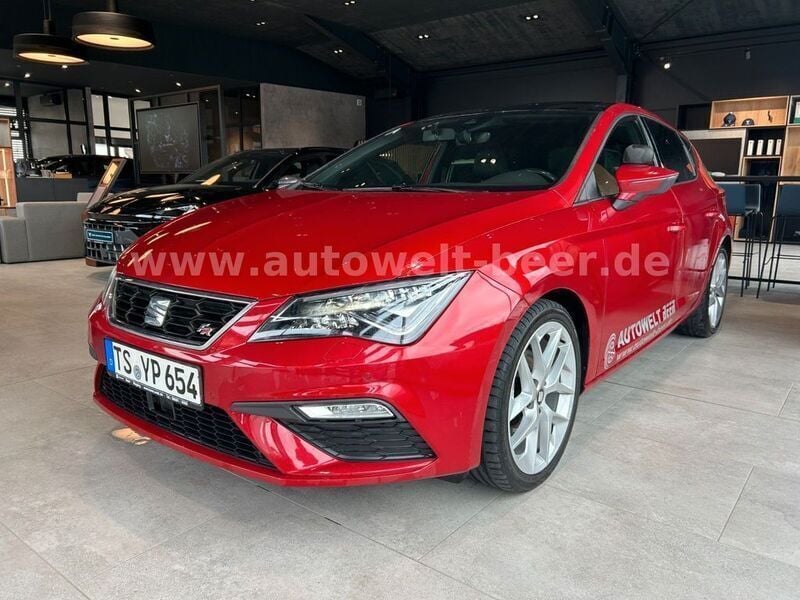 Rot Gebraucht 2018 Seat Leon FR Limousine | 15.850 € (Fairer Preis) - Bild 1/4
