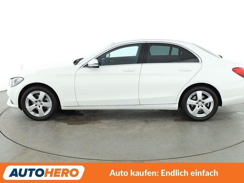 Gebraucht Mercedes C180 Exclusive 156 PS (114 kW) 2016 Weiß Limousine