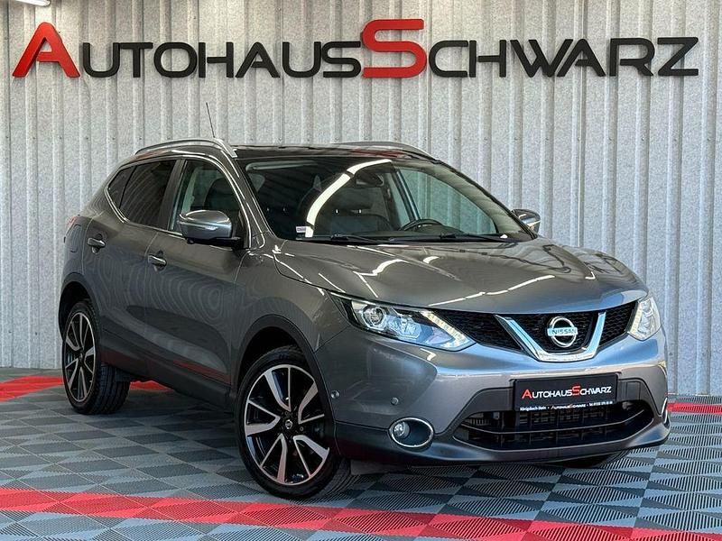 Grau Gebraucht 2014 Nissan Qashqai 360º SUV | 12.490 € (Fairer Preis) - Bild 1/4