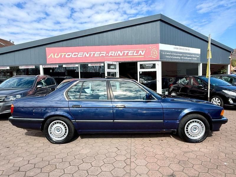 Gebraucht BMW 730 188 PS (138 kW) 1992 Blau Limousine