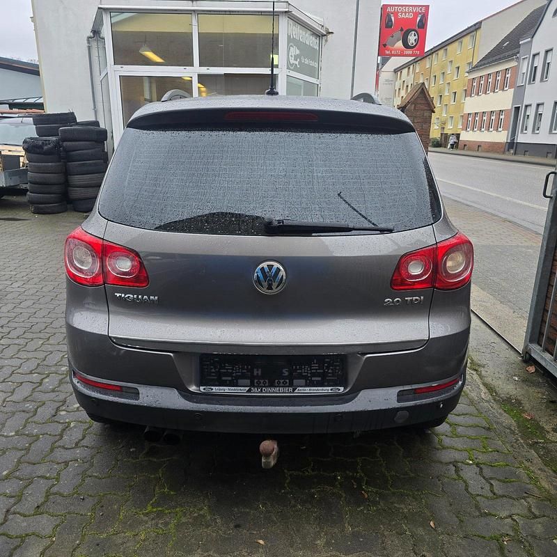 Gebraucht VW Tiguan 136 PS (100 kW) 2009 Grau SUV