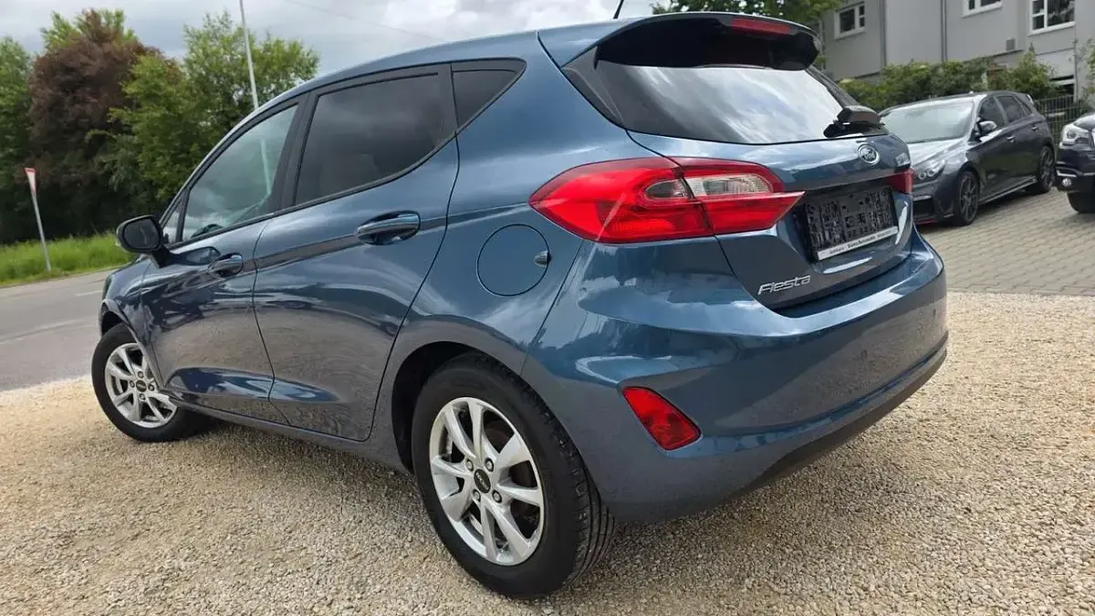 Usata Ford Fiesta 101 CV (74 kW) 2022 Blu Utilitaria