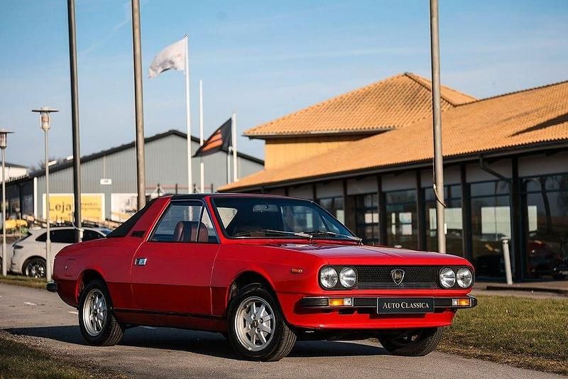 Second-hand Lancia Beta 135 CP (99 kW) 1978 Roșu Cabrio