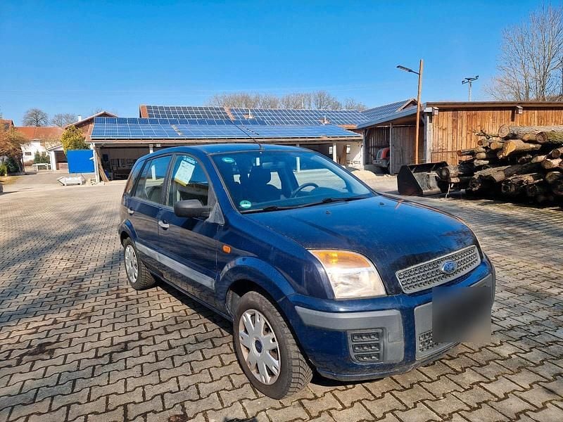 Gebraucht Ford Fusion 80 PS (58 kW) 2008 Blau Kleinwagen