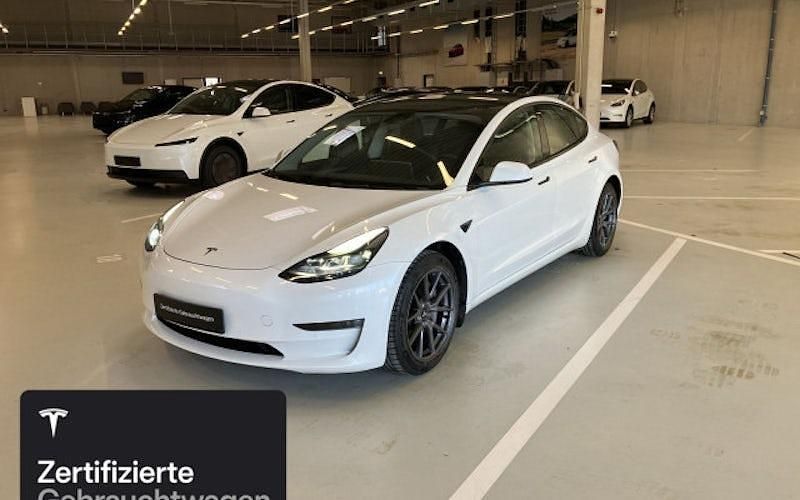 Gebraucht Tesla Model 3 Long Range RWD 208 kW (283 PS) 2021 Weiß Limousine