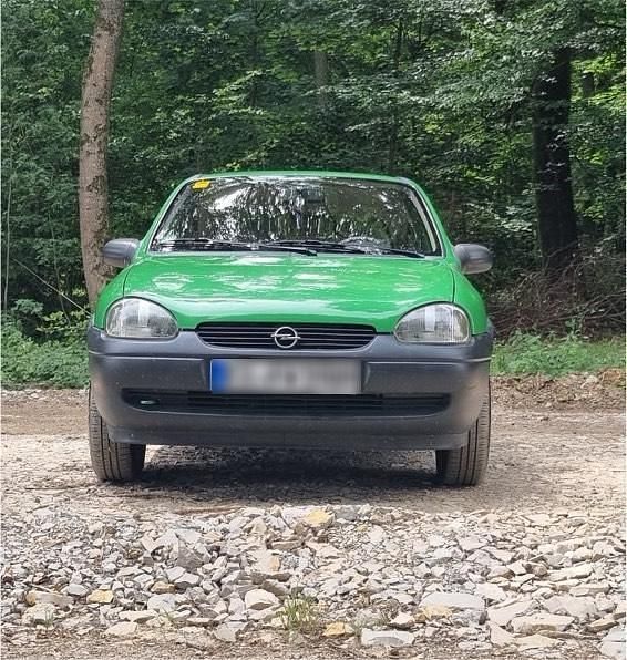 Gebraucht Opel Corsa 54 PS (39 kW) 1998 Grün Kleinwagen