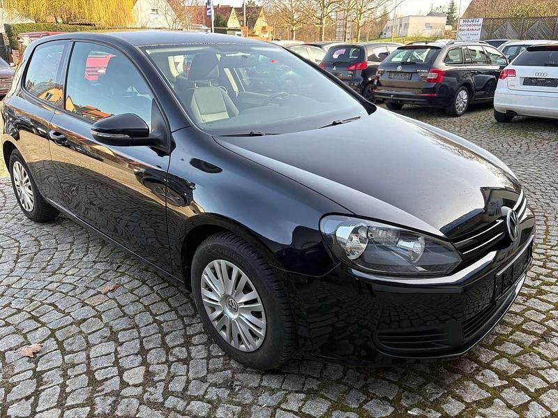 Gebraucht VW Golf VI Trendline 80 PS (58 kW) 2010 Schwarz Kleinwagen