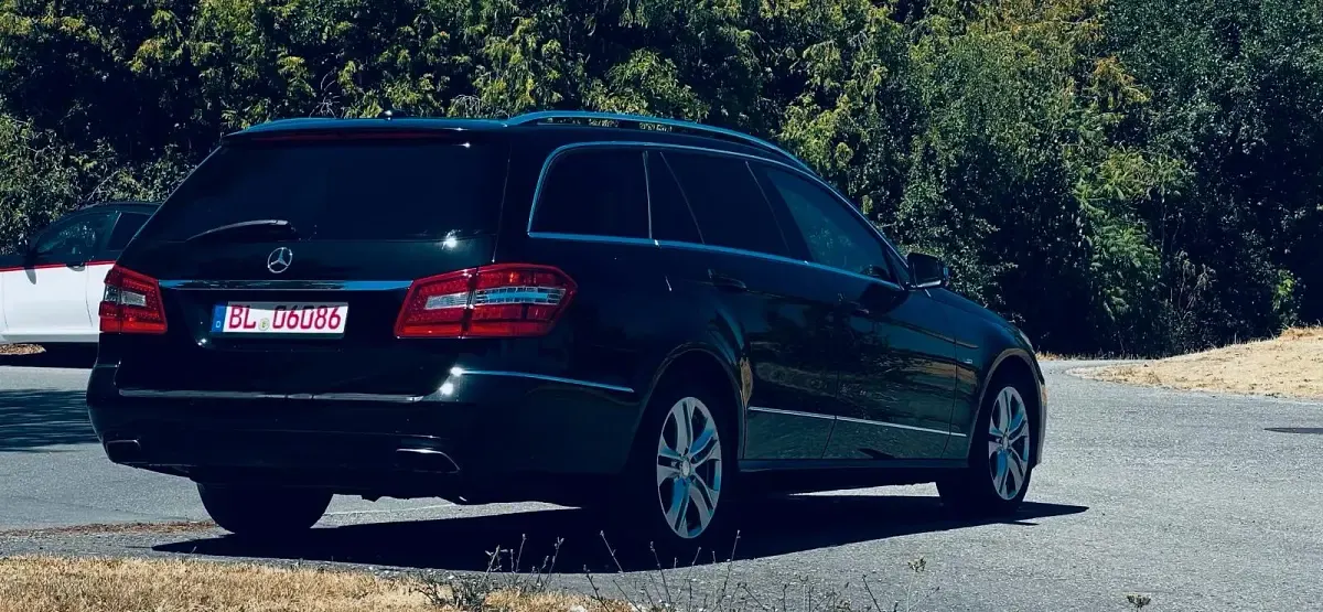 Gebraucht Mercedes E250 204 PS (150 kW) 2012 Schwarz Kombi