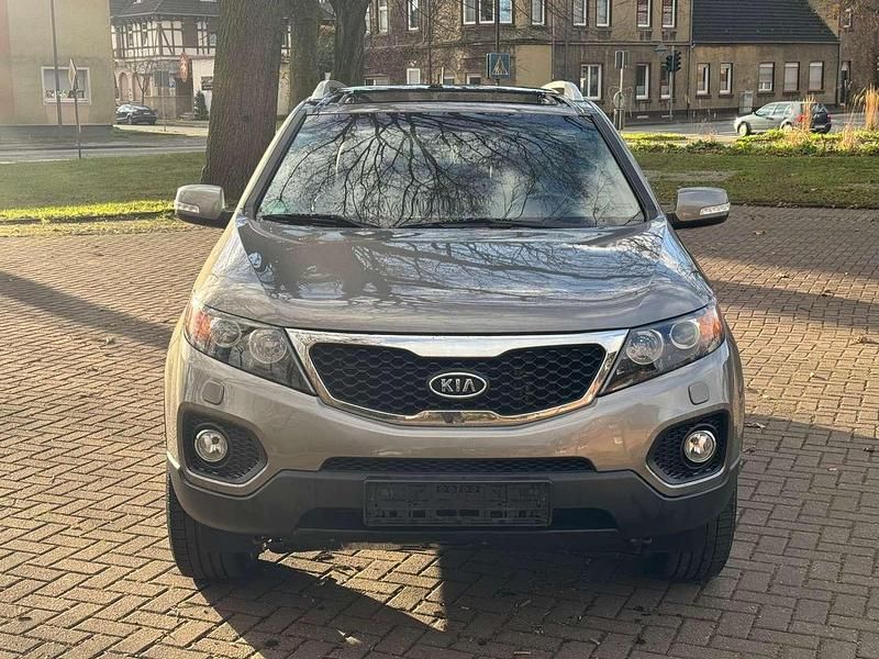 Gebraucht Kia Sorento 197 PS (144 kW) 2012 Titaniumsilber met. SUV