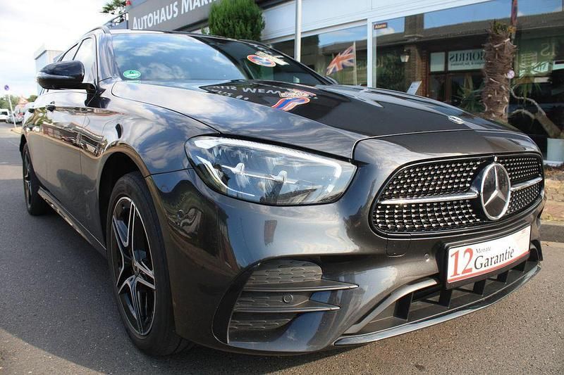 Graphitgrau Gebraucht 2022 Mercedes E300 AMG line Kombi | 32.950 € (Fairer Preis) - Bild 1/4
