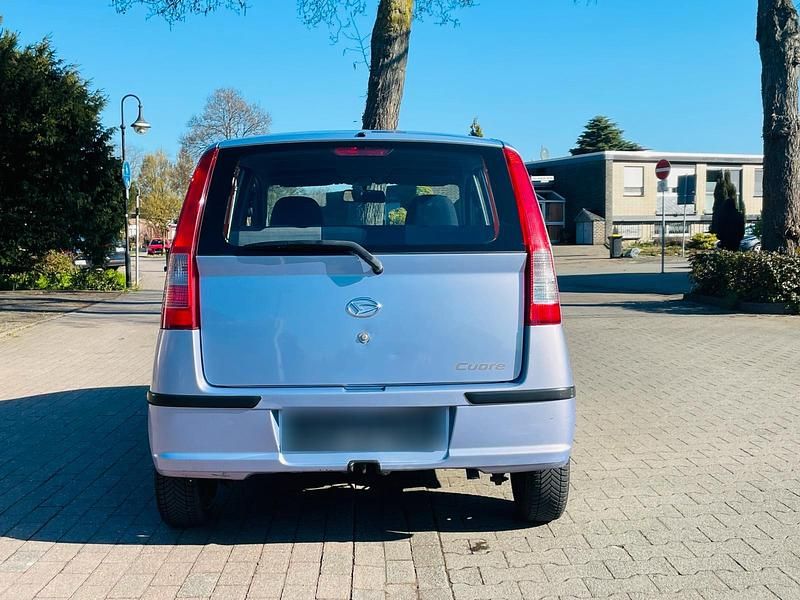 Gebraucht Daihatsu Cuore 58 PS (42 kW) 2005 Blau Kleinwagen