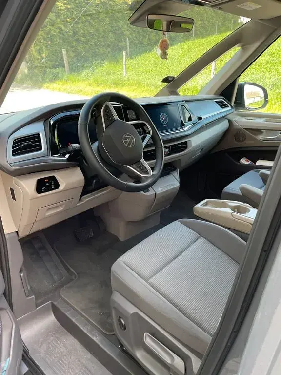 Usata VW T7 150 CV (110 kW) 2024 Grigio Furgone