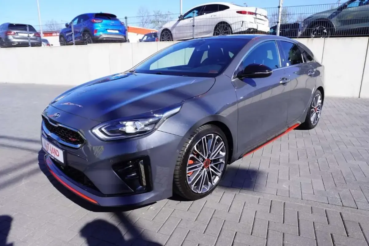 Gebraucht Kia ProCeed GT 204 PS (150 kW) 2021 Grau Kombi