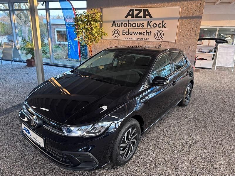 Neu VW Polo Life 95 PS (69 kW) 2025 Schwarz Limousine