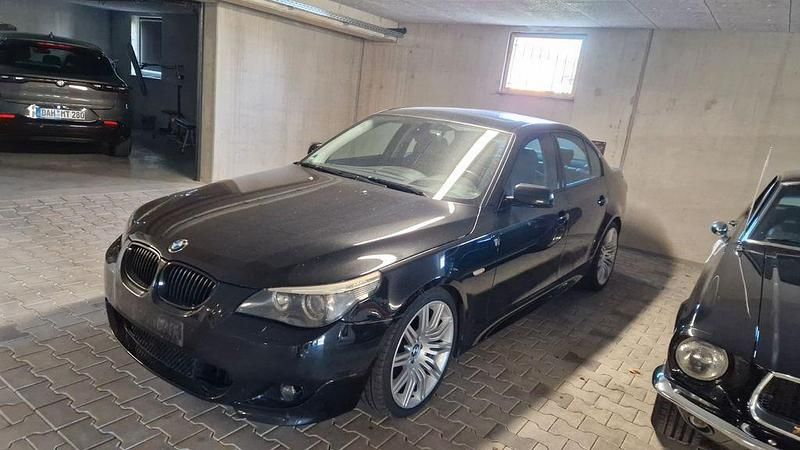 Schwarz Gebraucht 2006 BMW 530 Performance Limousine | 7.500 € (Teuer) - Bild 1/4