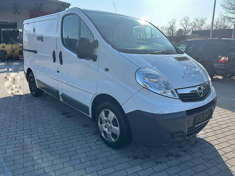 Gebraucht Opel Vivaro 90 PS (66 kW) 2013 Weiß Van / Kleinbus