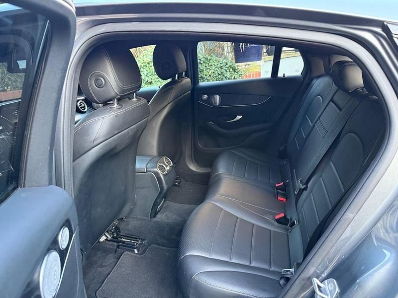 Gebraucht Mercedes GLC250 204 PS (150 kW) 2018 Schwarz Coupé