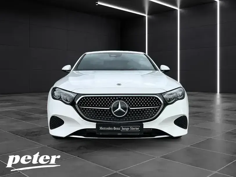 Gebraucht Mercedes E200 Advanced 204 PS (150 kW) 2024 Unilack polarweiß Limousine