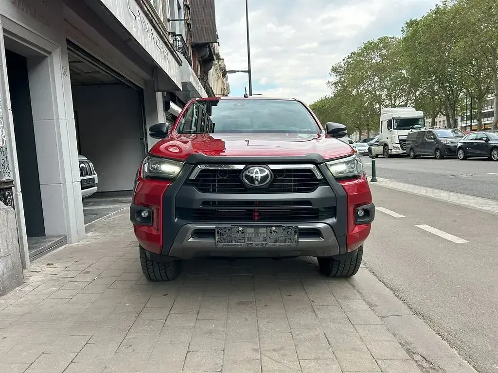 Gebraucht Toyota HiLux 204 PS (150 kW) 2022 Rot Pickup