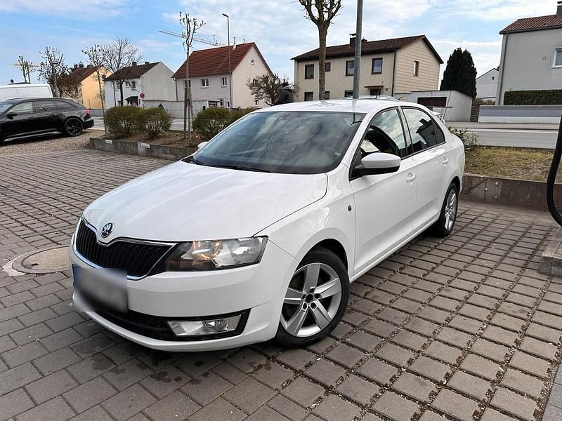 Second-hand Skoda Rapid 105 CP (77 kW) 2013 Alb Hatchback
