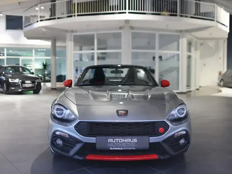 Usata Abarth 124 Spider 190 CV (139 kW) 2017 Argento Cabrio