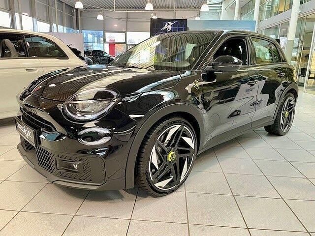 Schwarz Neu 2025 Abarth 600e Turismo SUV | 41.490 € (Fairer Preis) - Bild 1/4