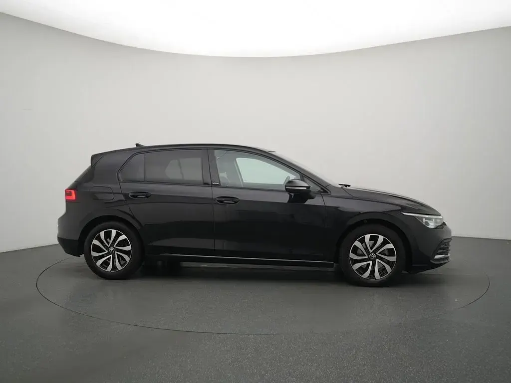 Usata VW Golf VIII Active 150 CV (110 kW) 2023 Nero Berlina