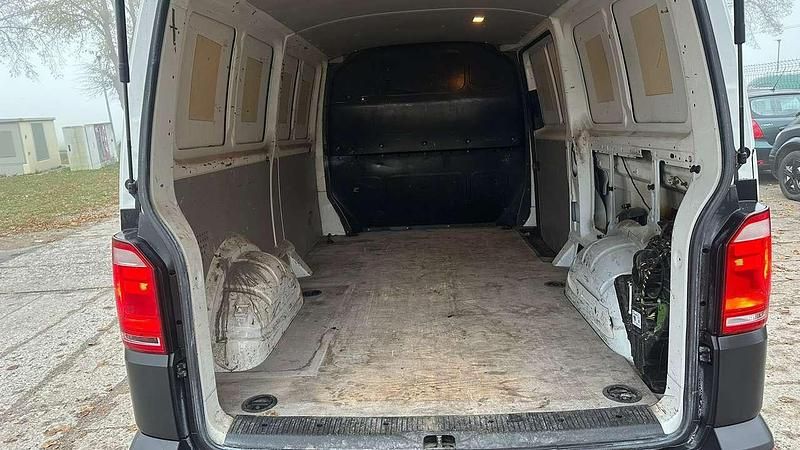 Gebraucht VW Transporter 150 PS (110 kW) 2016 Candyweiß Van