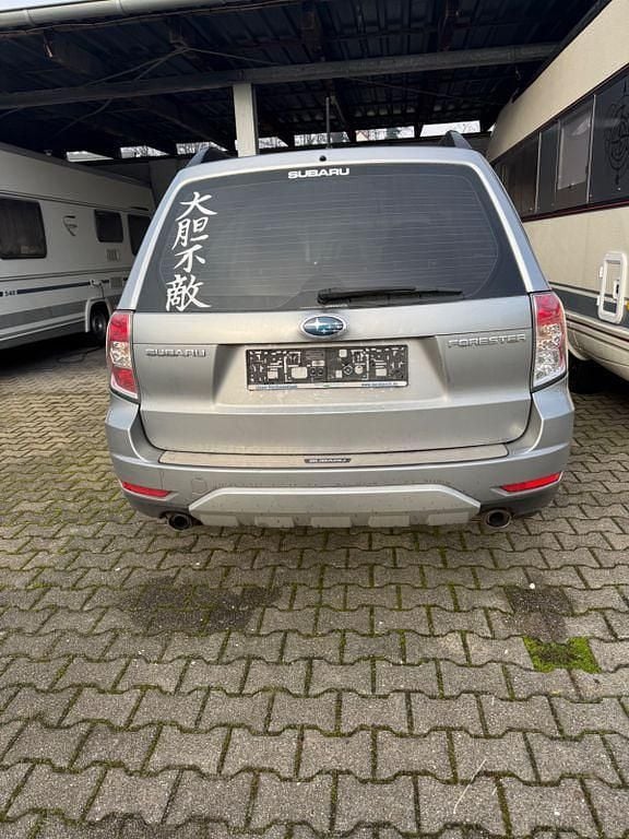 Gebraucht Subaru Forester 171 PS (125 kW) 2010 Grau SUV