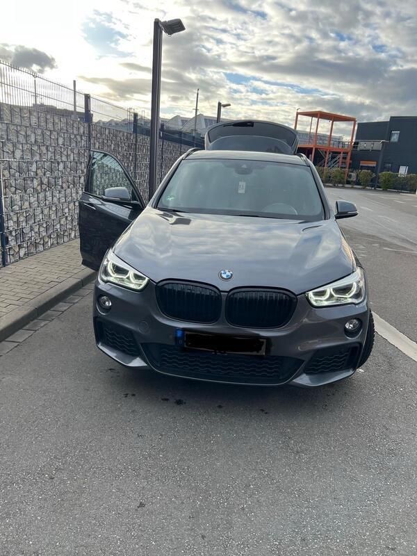 Andere außenfarben Gebraucht 2018 BMW X1 Sport Line SUV | 19.999 € (Fairer Preis) - Bild 1/4