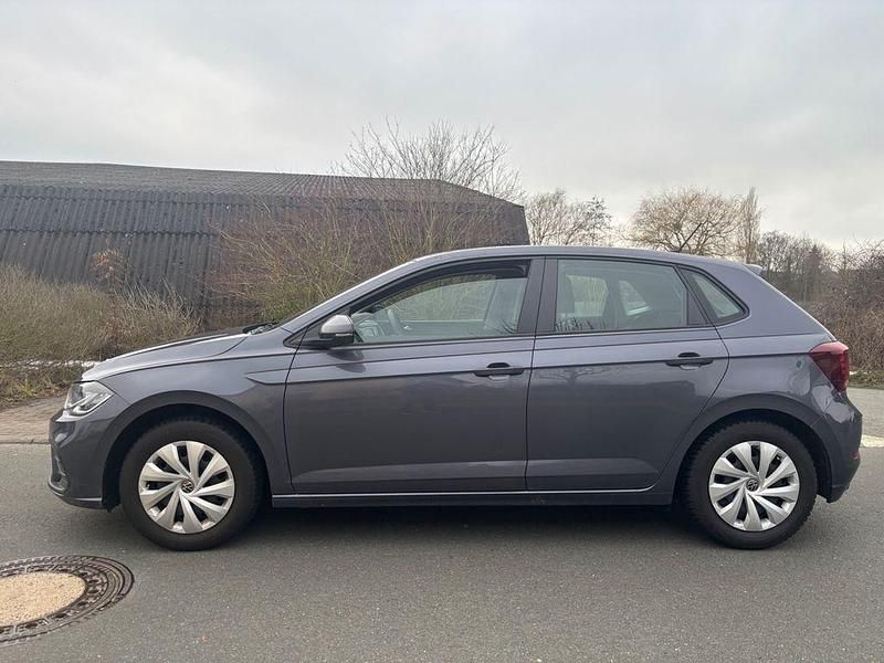 Gebraucht VW Polo 80 PS (58 kW) 2022 Grau Kleinwagen