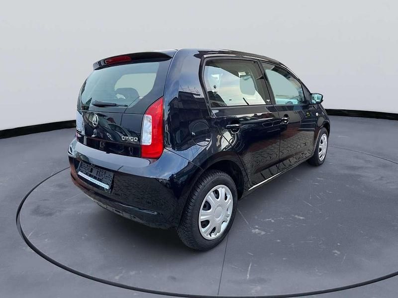 Gebraucht Skoda Citigo Active 75 PS (55 kW) 2015 Deepschwarz perleffekt Kleinwagen