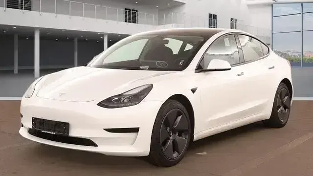 Gebraucht Tesla Model 3 RWD 239 kW (325 PS) 2022 Schwarz Limousine
