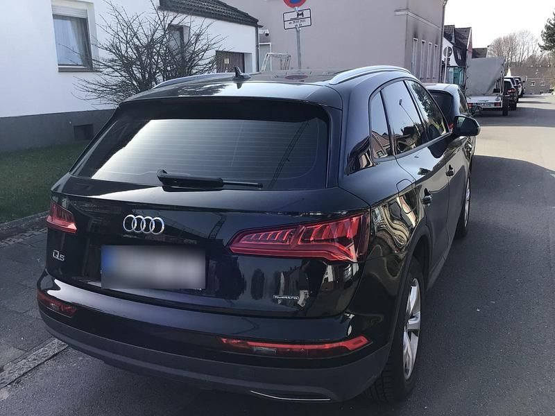 Gebraucht Audi Q5 Design 190 PS (139 kW) 2019 Schwarz SUV