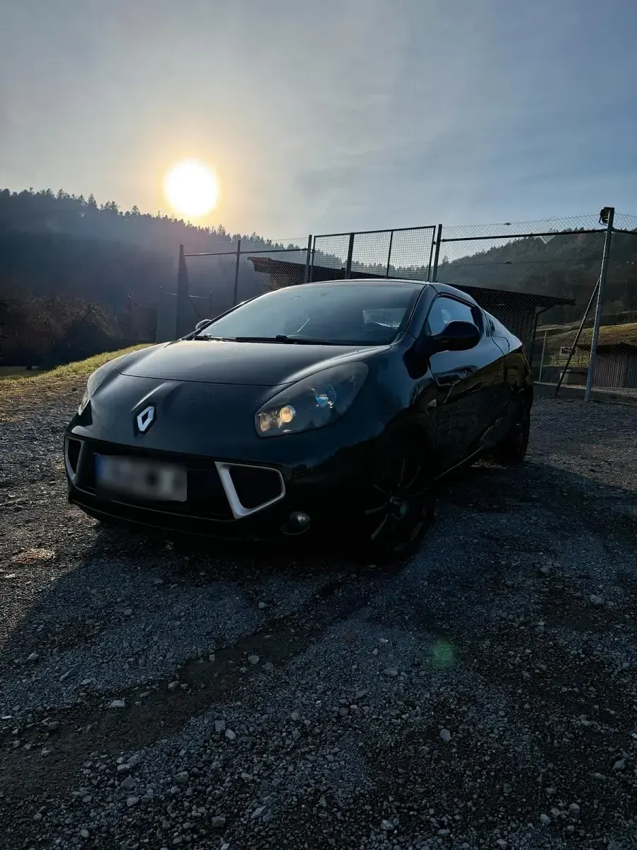 Gebraucht Renault Wind 102 PS (75 kW) 2011 Schwarz Cabrio