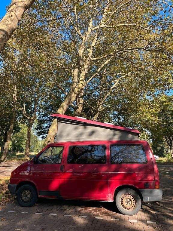 Rot Gebraucht 1991 VW T4 California Van | 8.500 € - Bild 1/4