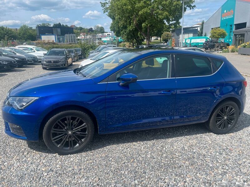 Gebraucht Seat Leon XCELLENCE 150 PS (110 kW) 2020 Blau Limousine
