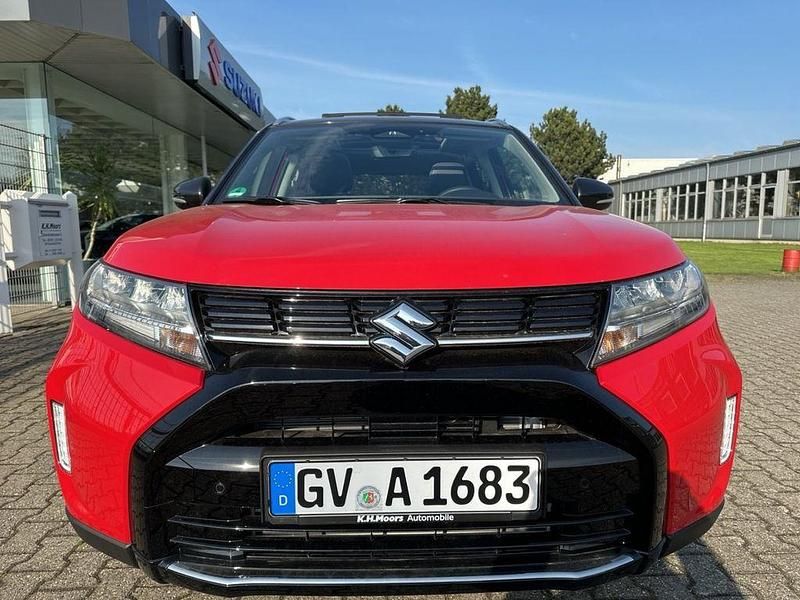 Neu Suzuki Vitara Comfort+ 110 PS (80 kW) 2026 Bright red/cosmic black pearl SUV