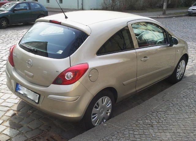 Gebraucht Opel Corsa Edition 90 PS (66 kW) 2007 Andere farbe metallic Kleinwagen