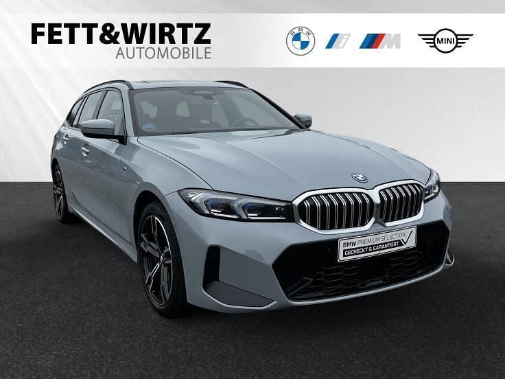 Brooklyn grau metallic Gebraucht 2024 BMW 330e M Sport Kombi | 48.900 € (Teuer) - Bild 1/3