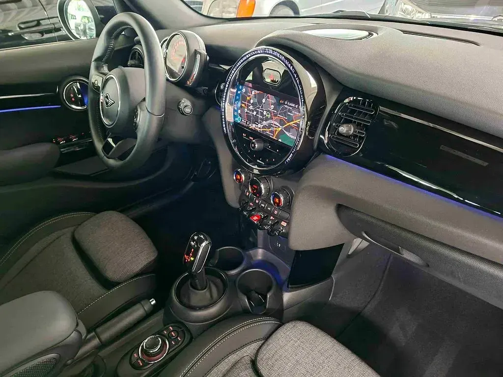 Gebraucht Mini Cooper S Sport 178 PS (130 kW) 2022 Schwarz Kleinwagen