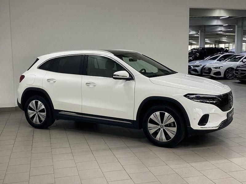 Gebraucht Mercedes EQA300 Progressive 167 kW (228 PS) 2024 Weiß SUV